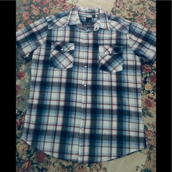 jf j.ferrar Other - J Ferrar blue plaid pearl snap shirt LNC size L
